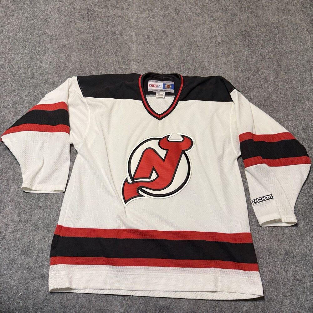Vintage 90's CCM New Jersey Devils Mens Large White Black NHL Hockey